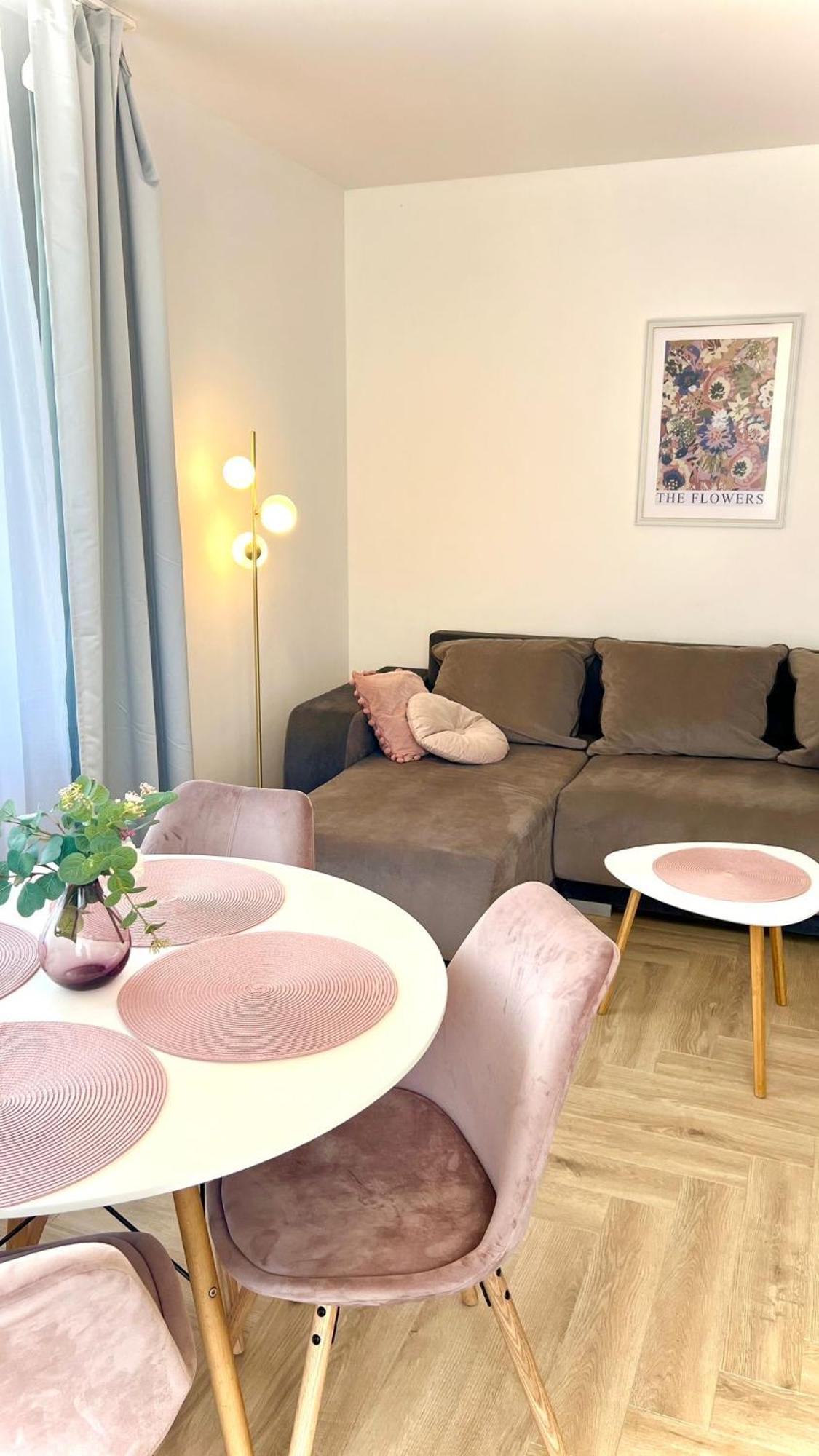 Apartamenty 45Qm Przy Plazy Beach ชวีโนวิชแจ ภายนอก รูปภาพ
